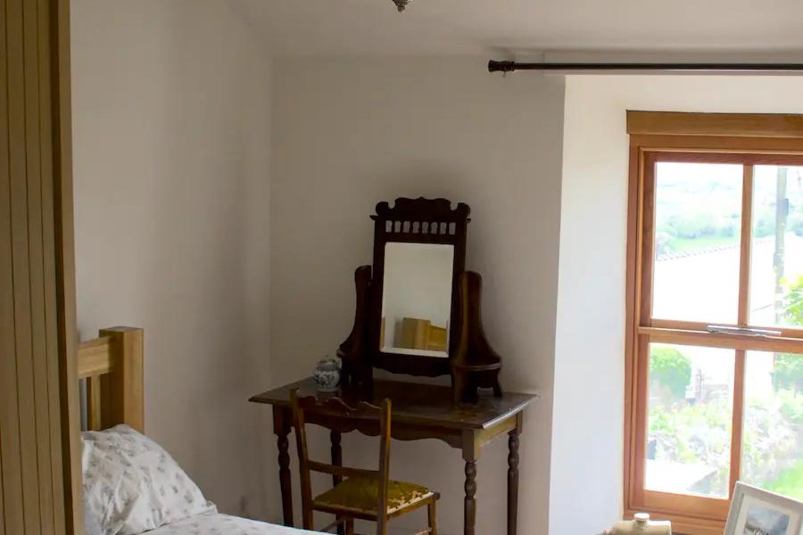 Master bedroom at Cwmwl Gwyn