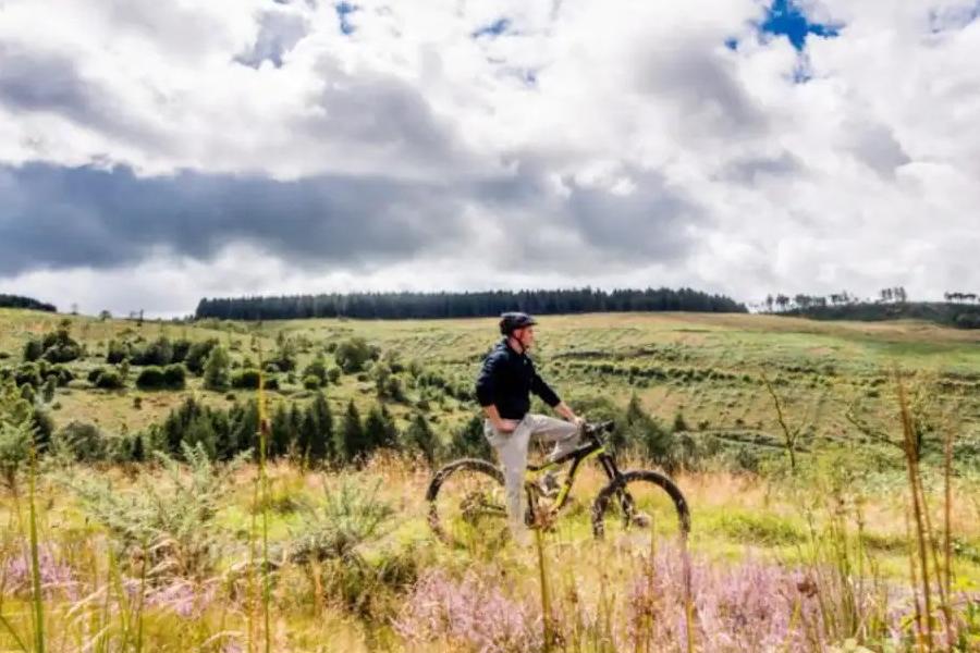 Nearby cycling trails