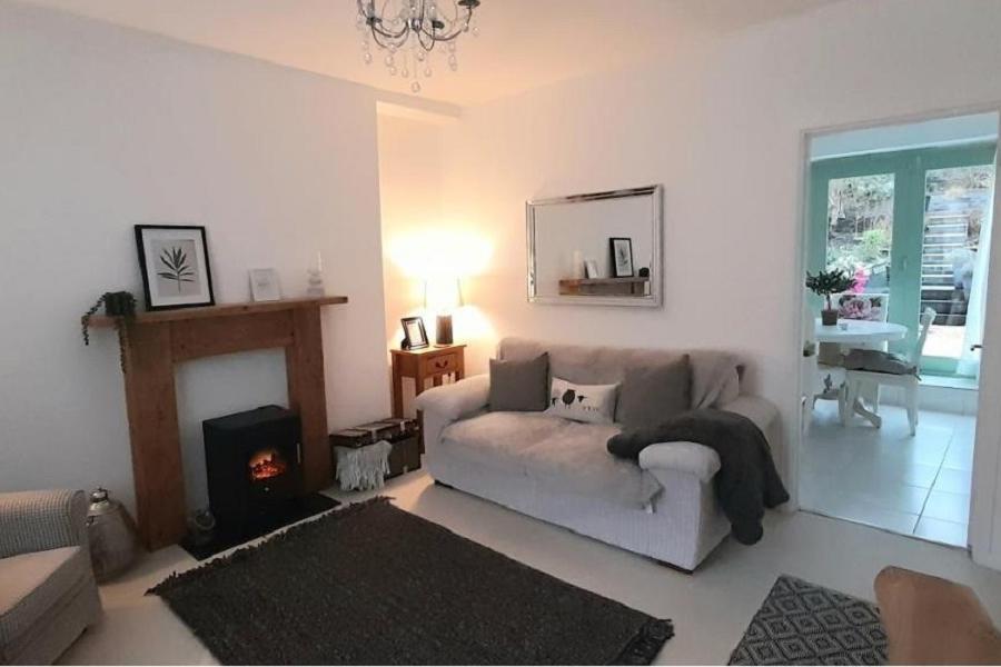 Living room at Parc Cottage