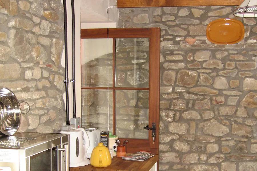 Kitchen at Arian