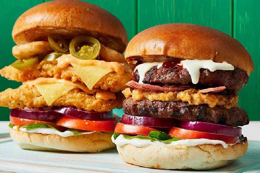 Burgers at The Pottery