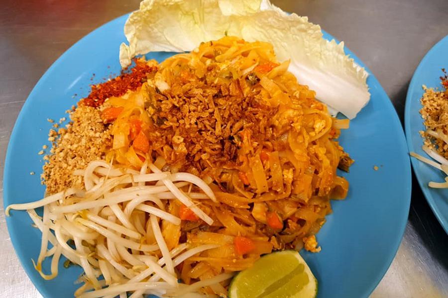Pad Thai at Junjira
