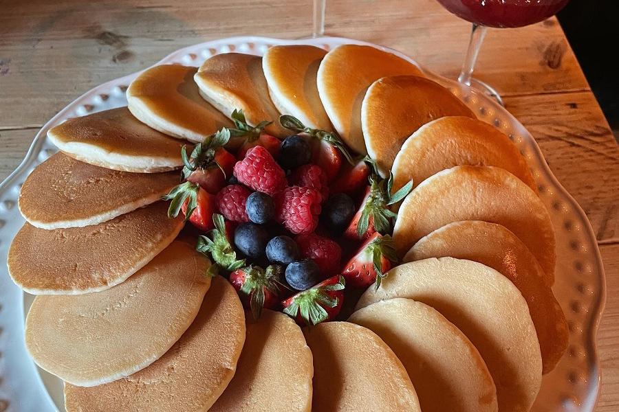 Pancakes at Little Pickers Grazing