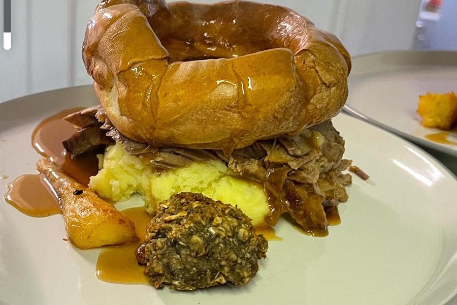 Roast dinner at Fagins