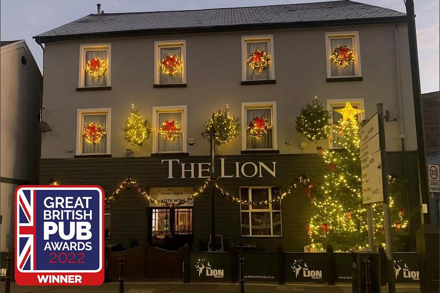 The Lion at Christmas
