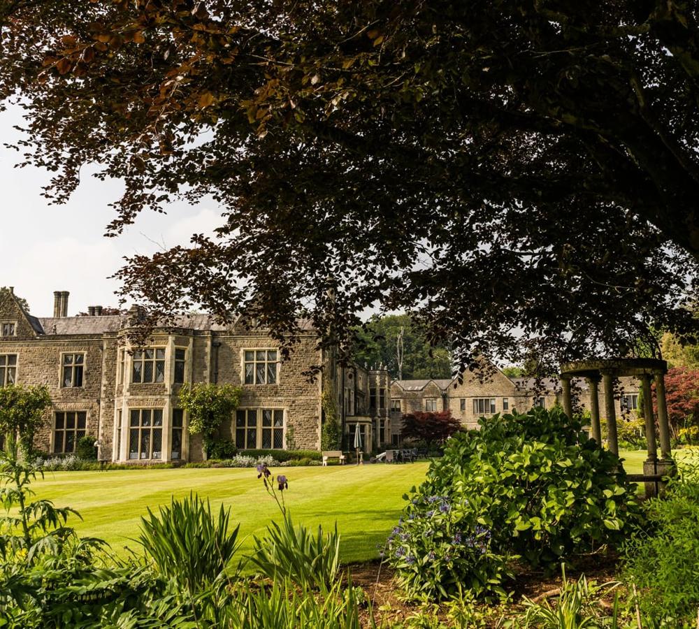 miskin manor1
