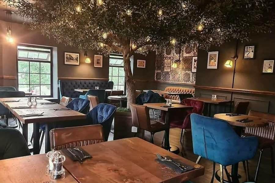 Restaurant at Bushra Lounge